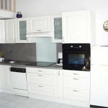 House Grenadines *